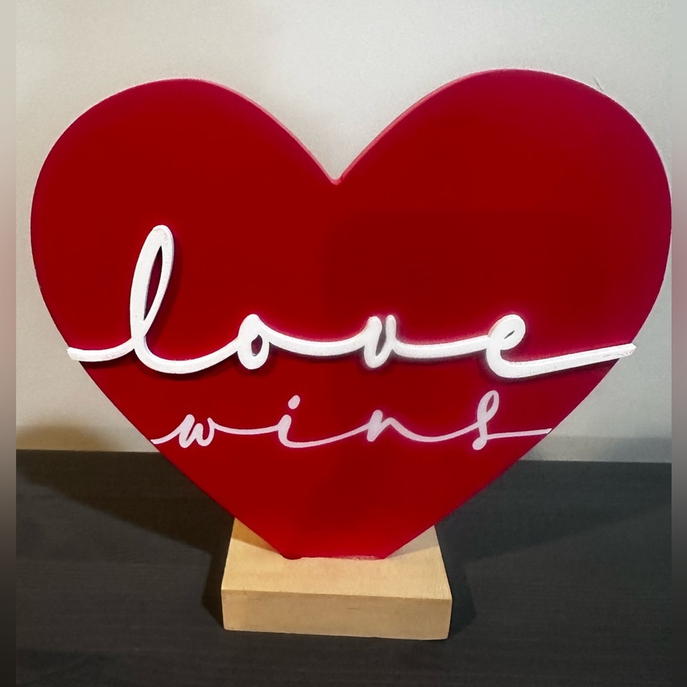 Love wins wood sign 8” 🏳️‍🌈